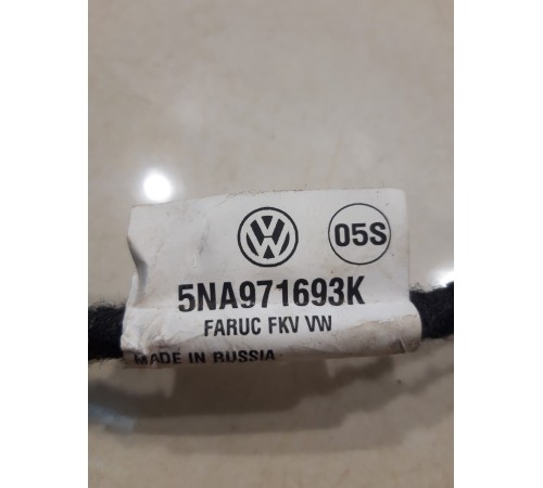 Электропроводка двери (передняя, левая)