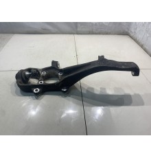 Кулак поворотный (передний правый)