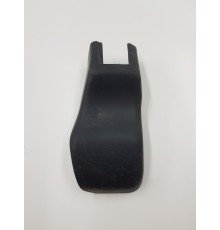 Заглушка крепления сиденья передняя левая