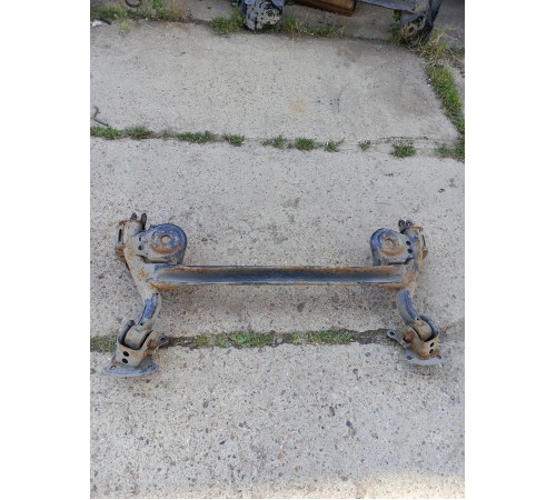 Балка (подрамник) задняя