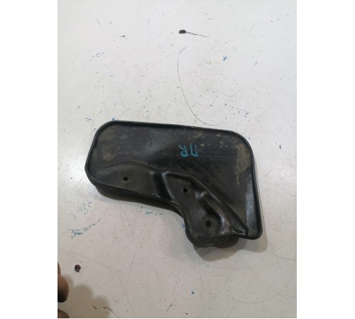 Брызговик передний правый