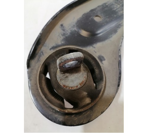 Рычаг задний правый