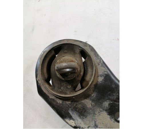 Рычаг задний правый