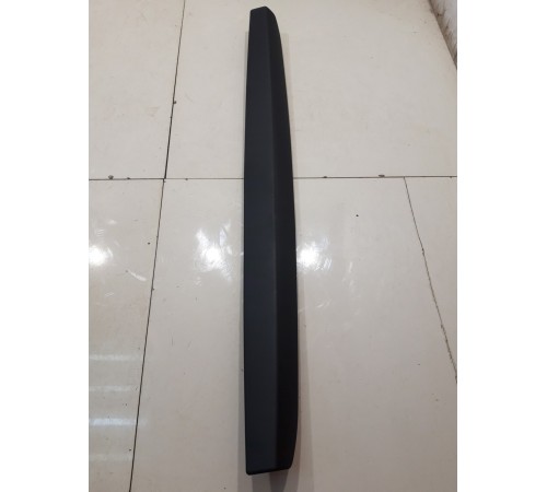 Накладка багажника(верхняя)