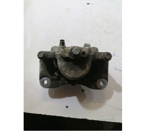 Суппорт передний левый