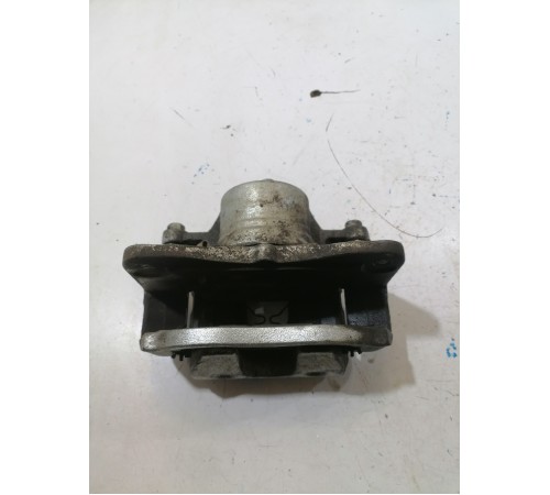 Суппорт передний левый