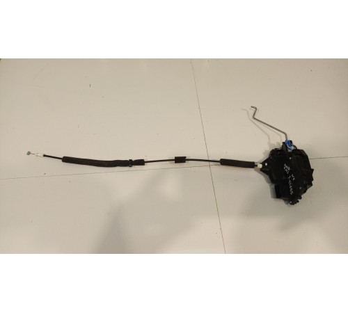 Замок двери задней правой