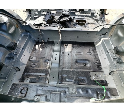 Ниша запасного колеса, багажника