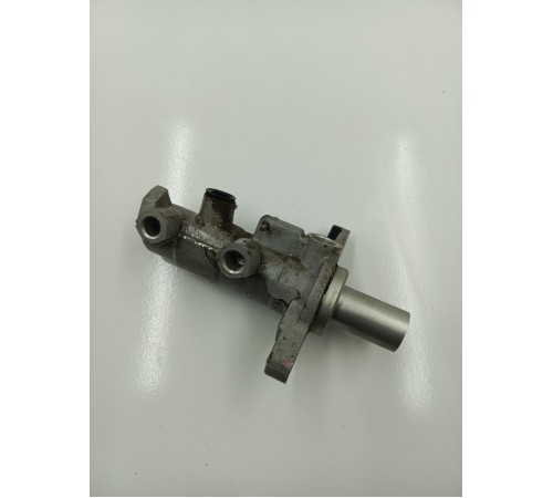 Главный тормозной цилиндр