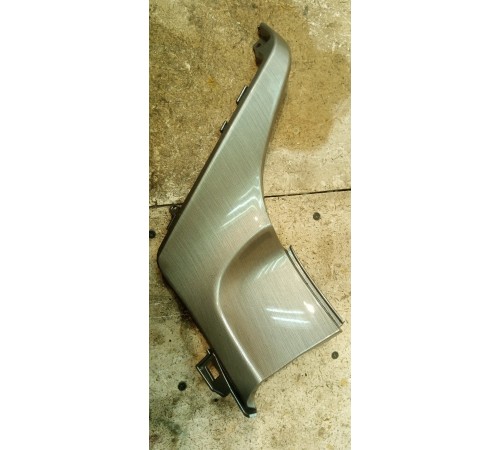 Накладка торпеды левая