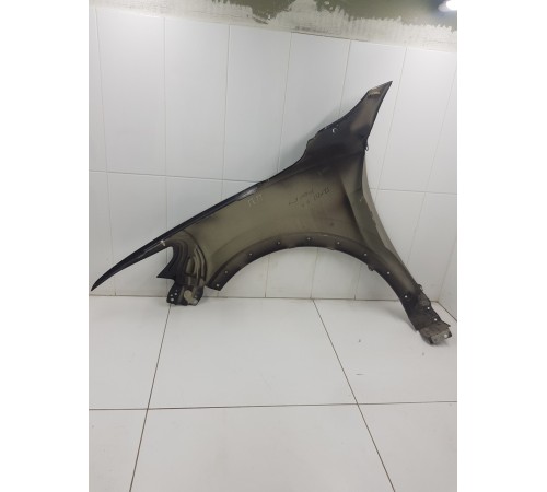 Крыло переднее правое