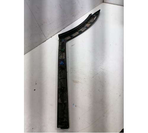 Молдинг двери задний левый (нижний)