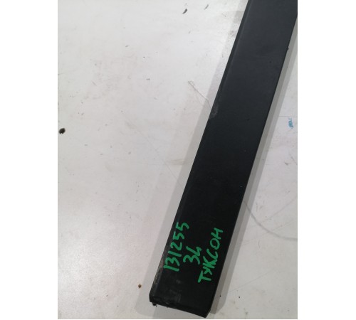 Молдинг двери задний левый (нижний)