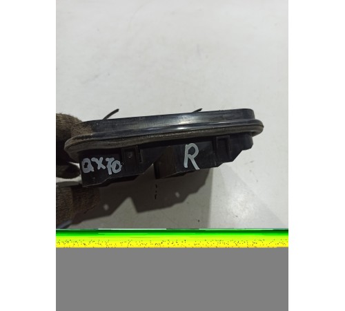 Решетка вентиляционная (правая)