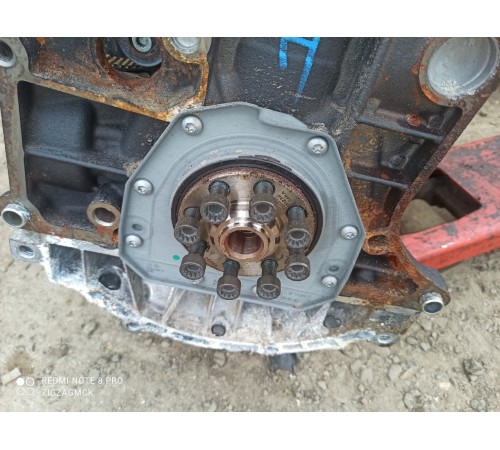 Двигатель (в сборе)