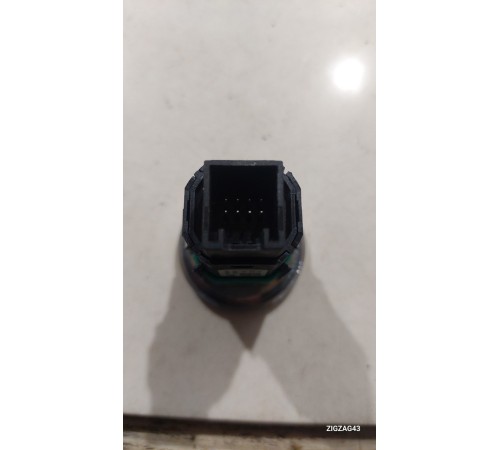 Кнопка запуска двигателя start/stop