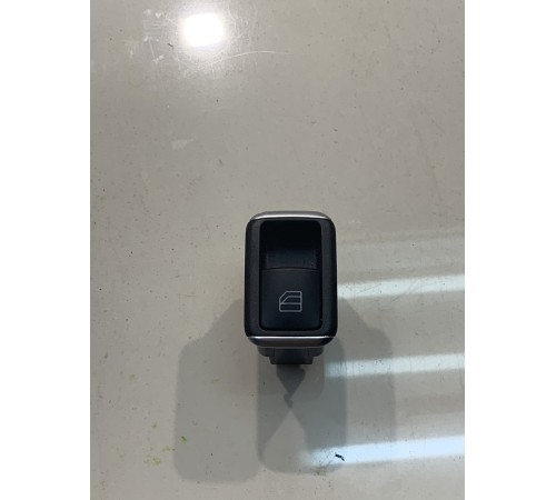 Кнопка стеклоподъемника (задняя, правая)