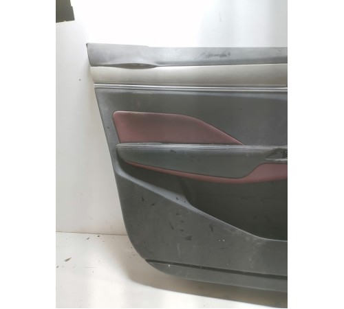 Обшивка двери передняя левая