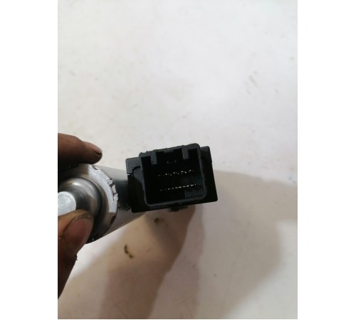 Моторчик люка крыши задний