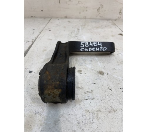 кронштейн переднего моста правый