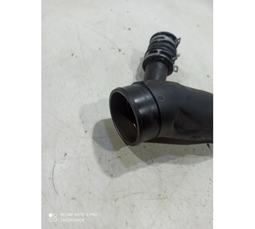 Патрубок воздушного фильтра