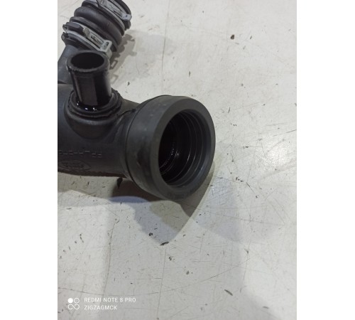 Патрубок воздушного фильтра