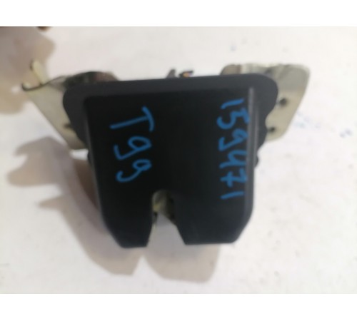 Замок багажника