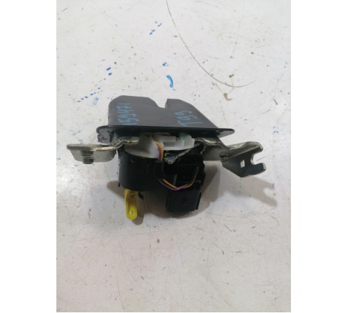 Замок багажника