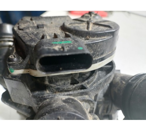 Насос охлаждающей жидкости, помпа