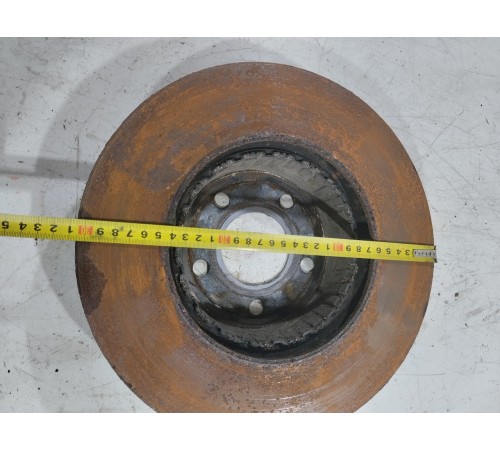 Тормозной диск передний левый