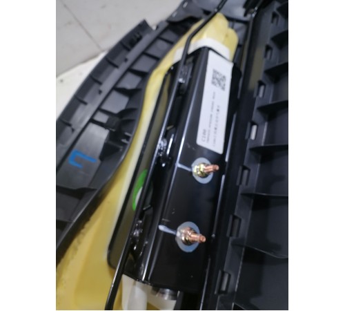 Спинка заднего сидения левая 