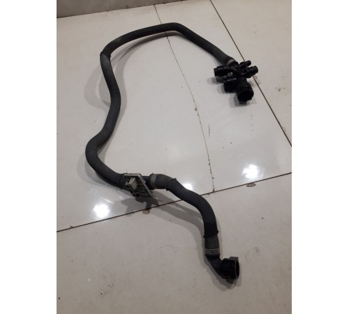 Патрубок радиатора