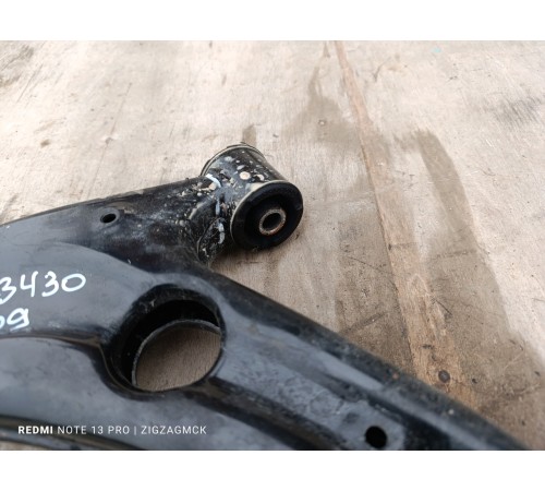 Рычаг подвески передний правый