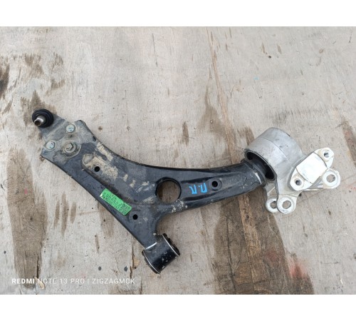 Рычаг подвески передний правый