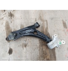 Рычаг подвески передний правый