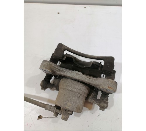 Суппорт передний правый