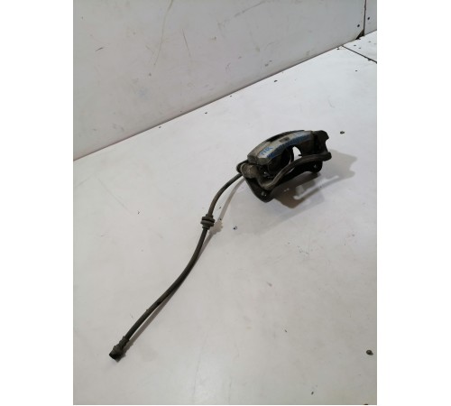 Суппорт передний правый