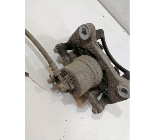 Суппорт передний правый