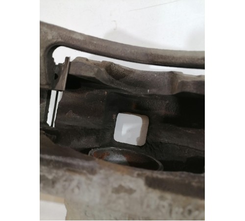 Суппорт передний правый