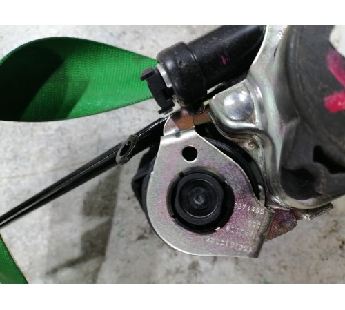 Ремень безопасности передний левый