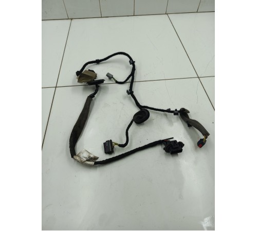 Электропроводка двери задняя левая