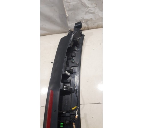 Спойлер крышки багажника