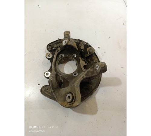 Кулак подвески задний левый, цапфа