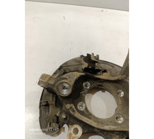 Кулак подвески задний левый, цапфа