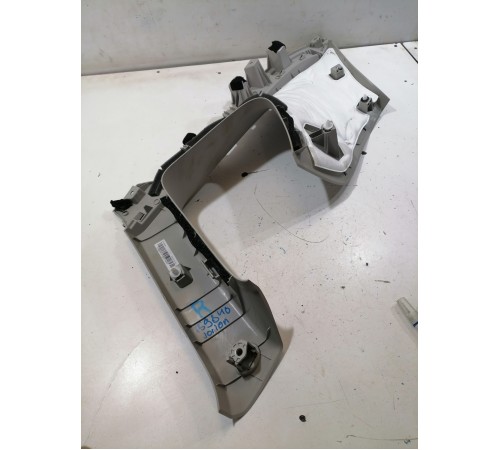 Обшивка стойки правая