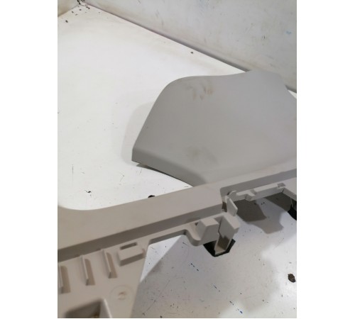 Обшивка стойки правая