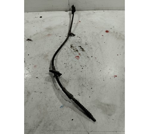 Трос стояночного тормоза