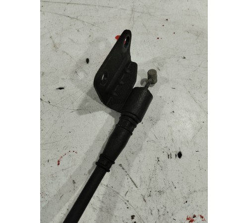 Трос стояночного тормоза