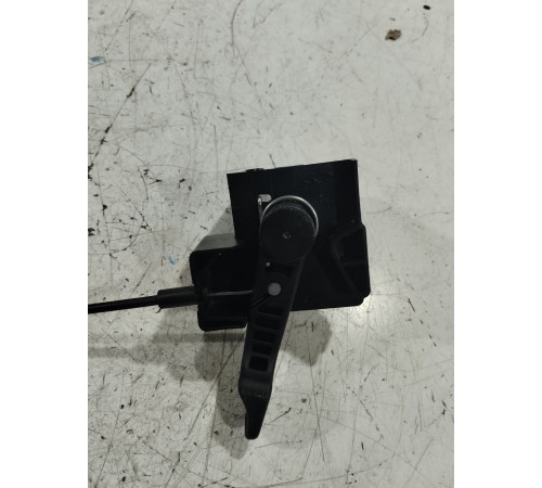 Ручка открывания капота с тросиком