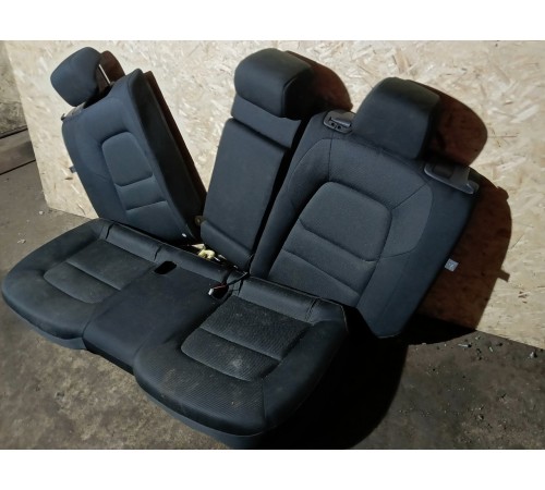 Сиденье задний ряд